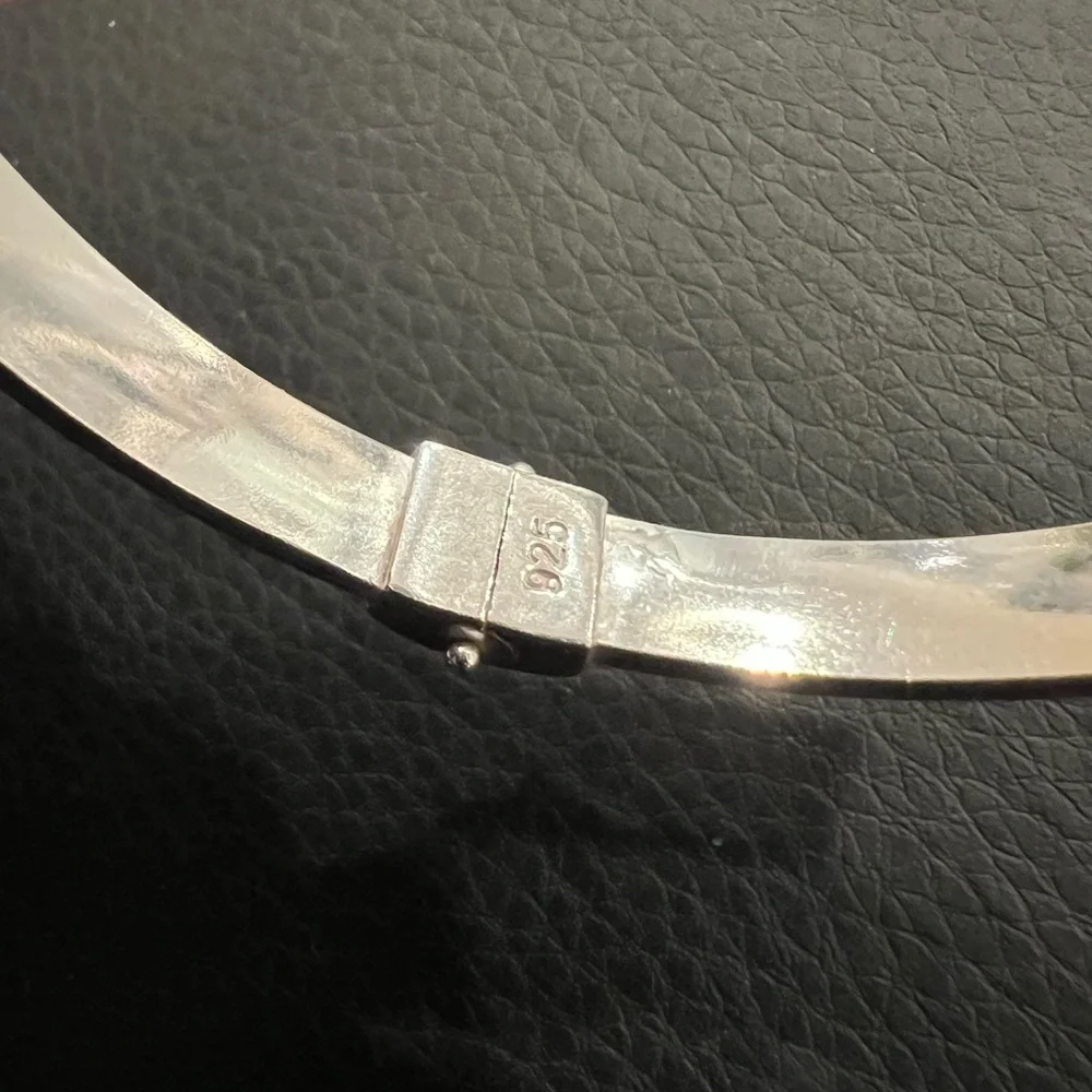 .925 Sterling Silver Oval Bangle